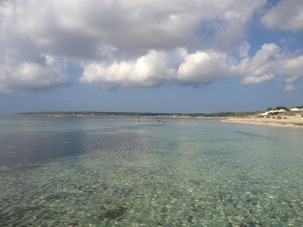 Hotel Ca Mari Playa Migjorn Exteriör bild