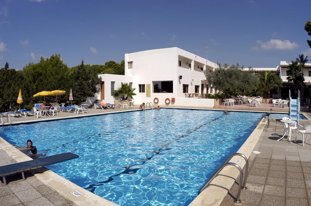 Hotel Ca Mari Playa Migjorn Exteriör bild