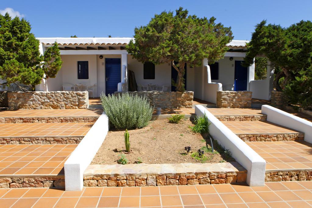 Hotel Ca Mari Playa Migjorn Exteriör bild