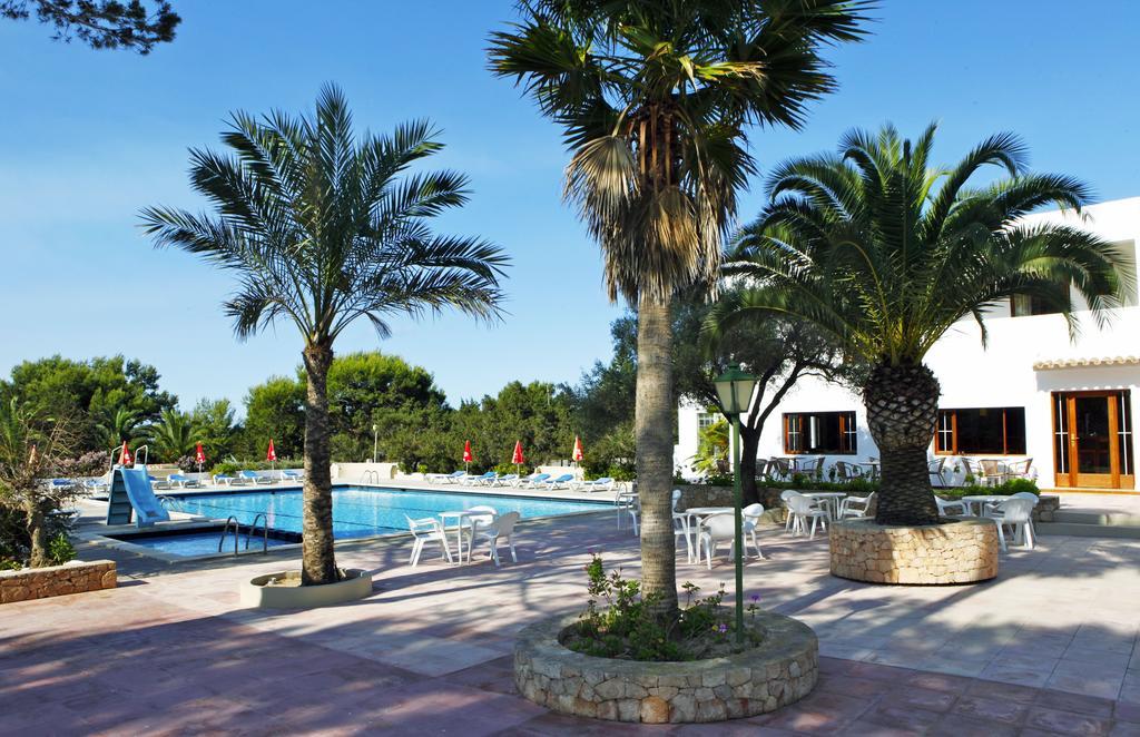 Hotel Ca Mari Playa Migjorn Exteriör bild